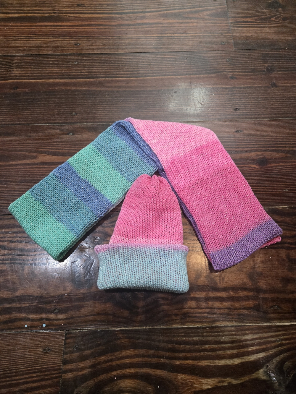 Reversible Knit Beanie and Scarf Set | Lion Brand Mandala Draco |